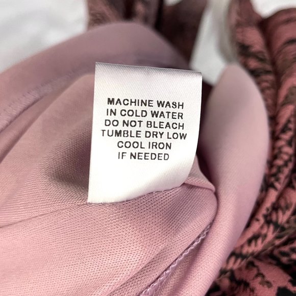 New Vanity Room Snake V-Neck Flutter Sleeve Handkerchief Hem Dress Size Medium - Picture 13 of 16